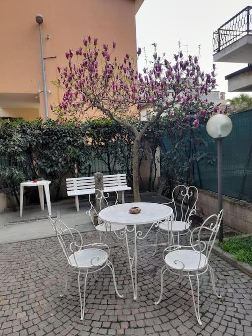 Casa Magnolia, Tranquilla E Centrale Apartamento Nichelino Exterior foto